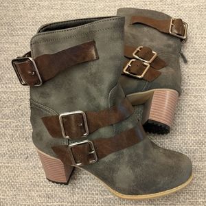 Gently used ankle boots.